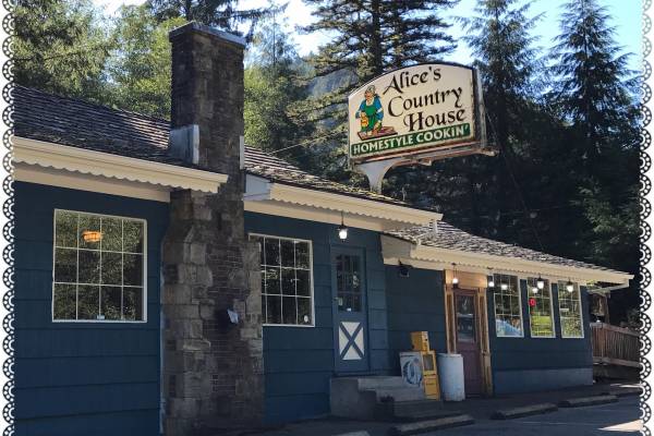 Alice's Country House